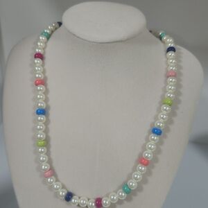 Vibrant Pearl and Bead Necklace